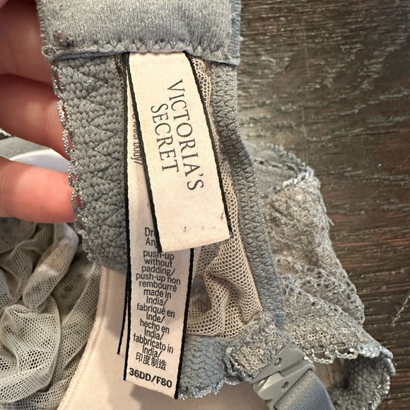 Victorias Secret Bra - Picture 4 of 5